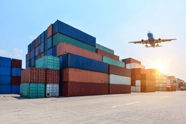 China impone aranceles a plástico industrial de EU, Europa, Taiwán y Japón