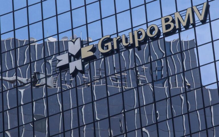 Peso mexicano se debilita ante el dólar por segundo día consecutivo