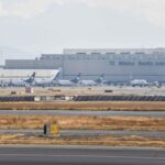 EE.UU. cancela 13 rutas de aerolíneas mexicanas y vuelos combinados desde el AIFA