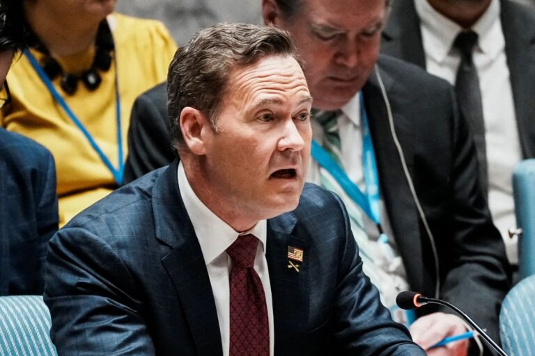 EE.UU. exige a sus aliados internacionales ayudar a escoltar buques en el estrecho de Ormuz